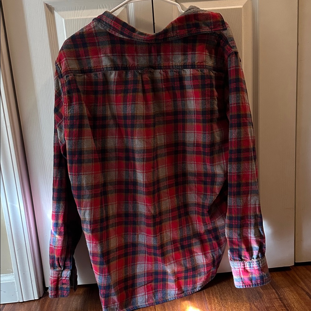 Men’s Flannel - Picture 3 of 3
